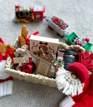 Load image into Gallery viewer, T’was the Night Before Christmas Hamper