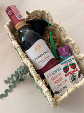 Load image into Gallery viewer, Wine Hampers
