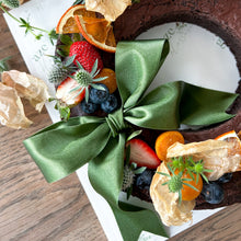 Load image into Gallery viewer, Brownie Wreath