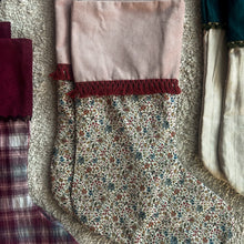 Load image into Gallery viewer, Luxury Stockings