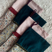 Load image into Gallery viewer, Luxury Stockings