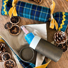 Load image into Gallery viewer, Luxury Christmas Crackers X Gulp