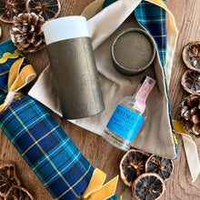 Load image into Gallery viewer, Luxury Christmas Crackers X Gulp