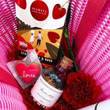 Load image into Gallery viewer, Moringa Project Pamper Hamper