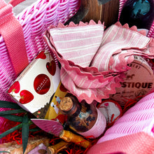 Load image into Gallery viewer, Cheese Hamper