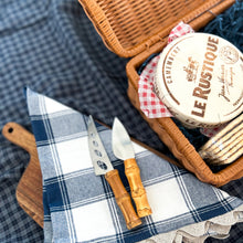 Load image into Gallery viewer, Cheese Basket