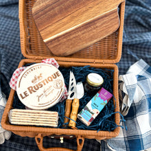 Load image into Gallery viewer, Cheese Basket
