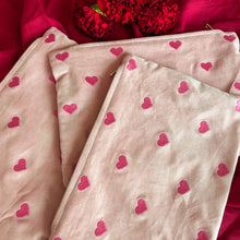Load image into Gallery viewer, Heart Pouch