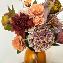 Load image into Gallery viewer, Autumnal Bouquet