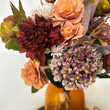 Load image into Gallery viewer, Autumnal Bouquet