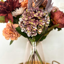 Load image into Gallery viewer, Autumnal Bouquet
