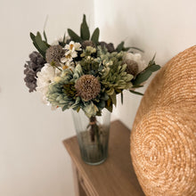 Load image into Gallery viewer, Classic Bouquet