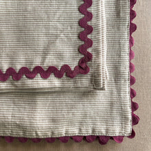 Load image into Gallery viewer, Pretty in Pink