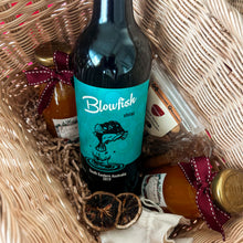 Load image into Gallery viewer, Deluxe Mulled Wine Hamper X Gulp