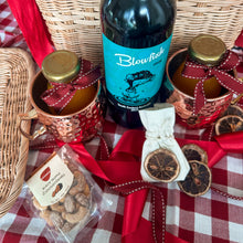 Load image into Gallery viewer, Deluxe Mulled Wine Hamper X Gulp