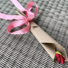 Load image into Gallery viewer, Roses