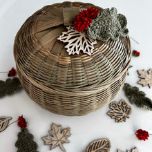 Load image into Gallery viewer, Thanksgiving Pumpkin Hamper