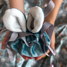 Load image into Gallery viewer, Easter Bunny Pouch