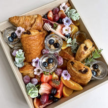 Load image into Gallery viewer, Brunch Grazing Platter Box