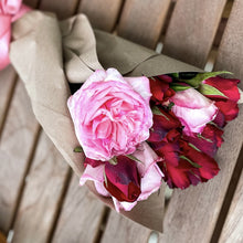 Load image into Gallery viewer, Roses