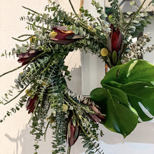 Load image into Gallery viewer, Floral Wreaths