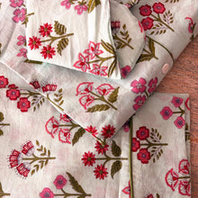 Load image into Gallery viewer, Pale Blue and Pink Florals
