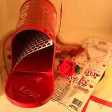 Load image into Gallery viewer, Valentines Love Tin
