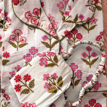 Load image into Gallery viewer, Pale Blue and Pink Florals
