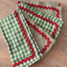 Load image into Gallery viewer, Napkin Sets - 4
