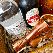 Load image into Gallery viewer, Autumnal Rum Hamper
