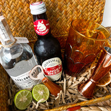 Load image into Gallery viewer, Autumnal Rum Hamper
