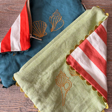 Load image into Gallery viewer, Seashell Pouches
